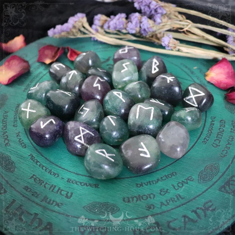 Runes en fluorite