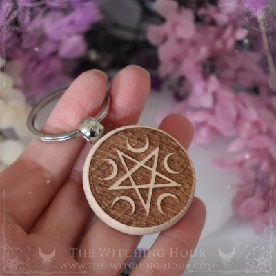 Pentagram keychain