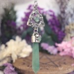 Celtic triquetra pendulum necklace with green aventurine, pagan jewelry