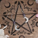 Boucles d'oreilles croissants de lune en améthyste