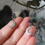 Boucles d'oreilles croissants de lune en améthyste