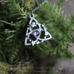 Pendentif triquetra celtique en améthyste