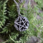 Pendentif pentacle en obsidienne œil céleste