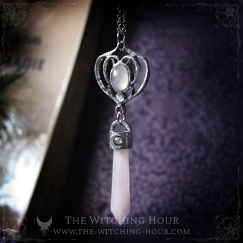 Rose quartz pendulum necklace