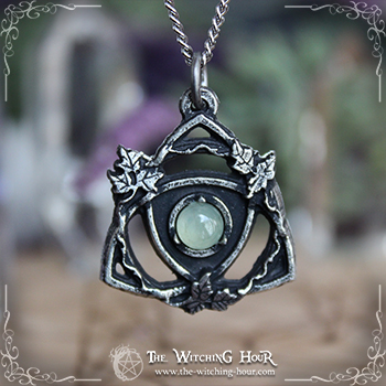 celtic triquetra pendant