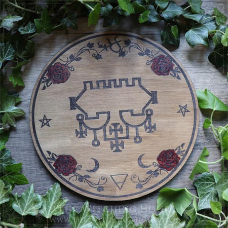 Ornement d'autel sigil de Belial
