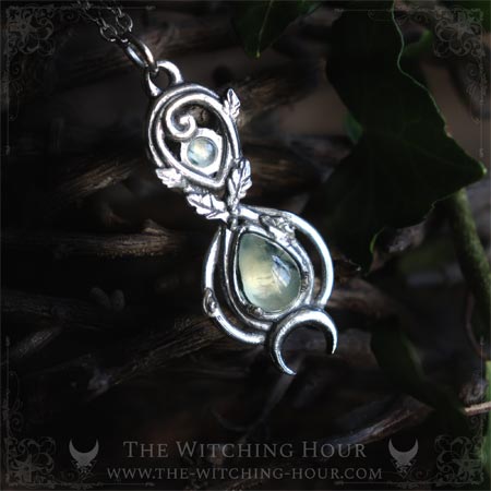 Collier symbole de l'infini avec préhnite