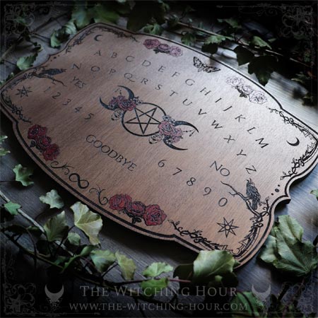 Planche ouija en bois avec pentagramme et roses