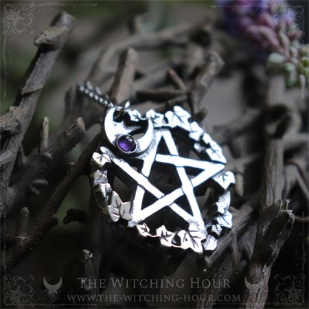 Inverted pentagram pendant with amethyst